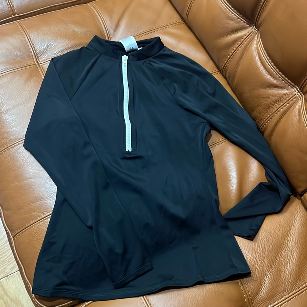 Boden black Rush Guard. Sz 6. White zipper. 9E
